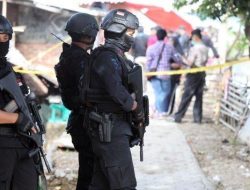 Densus 88 Berhasil Amankan 10 Terduga Teroris di Solo Raya