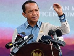 Bahlil Buka Suara Soal Ketidakterlibatan Risma dalam Pembagian Bansos Dengan Jokowi